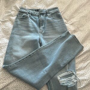 HOLLISTER boyfriend jeans